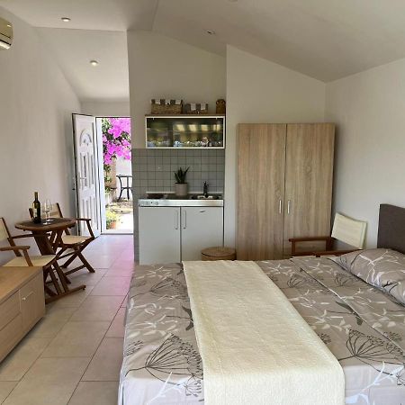 Studio Apartment Sol Mlini Exterior foto