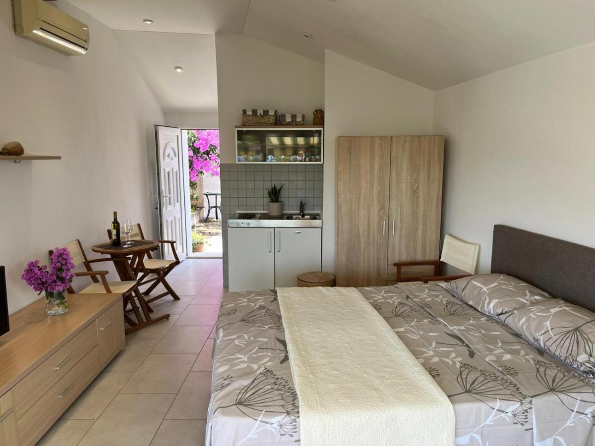 Studio Apartment Sol Mlini Exterior foto
